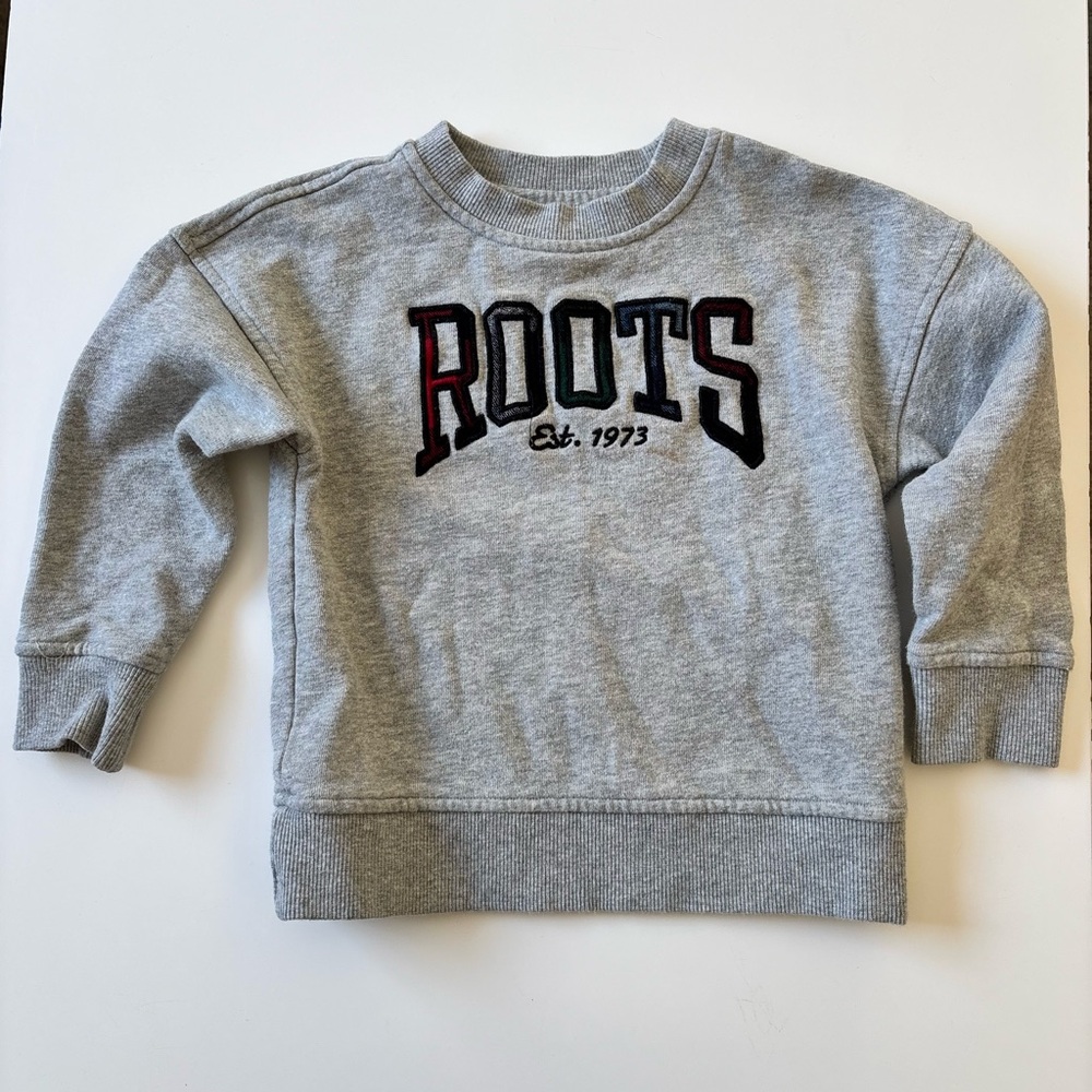 Roots Toddler 2T Gray Sweatshirt